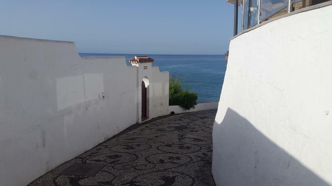 Magnifico Piso En Nerja Apartment Exterior photo