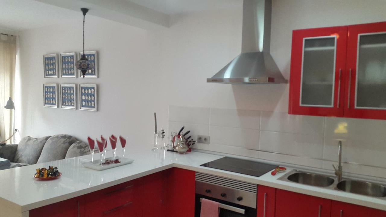 Magnifico Piso En Nerja Apartment Exterior photo